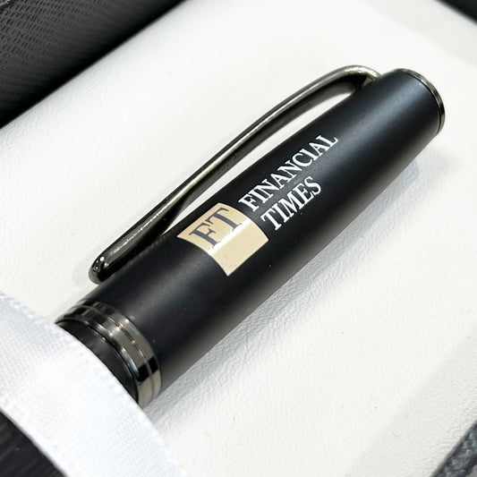 Financial Times Pen & Manilla Gift Box
